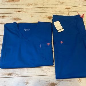 Med Couture Women's V-Neck Scrub Top & Med Couture Women's Drawstring Scrub Pant